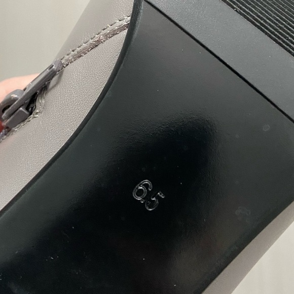 NEW The Feels Company Slip Sk8 Blocked Heel Bootie Gray Steampunk Witch sz 6.5 - Picture 7 of 8